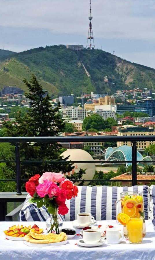 Bricks Hotel Tiflis Exterior foto